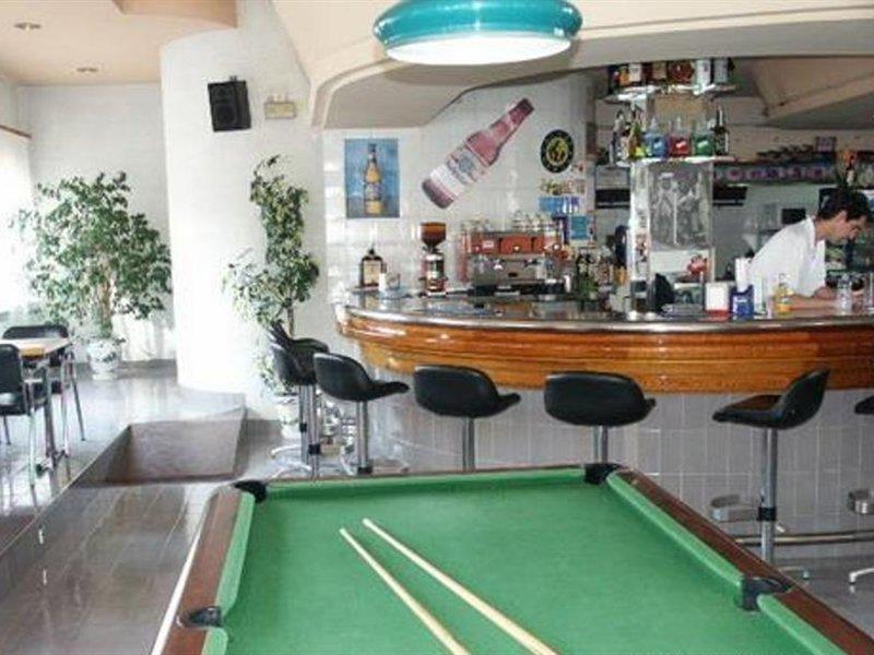 Apartamentos Jovial Sant Antoni de Portmany Екстериор снимка